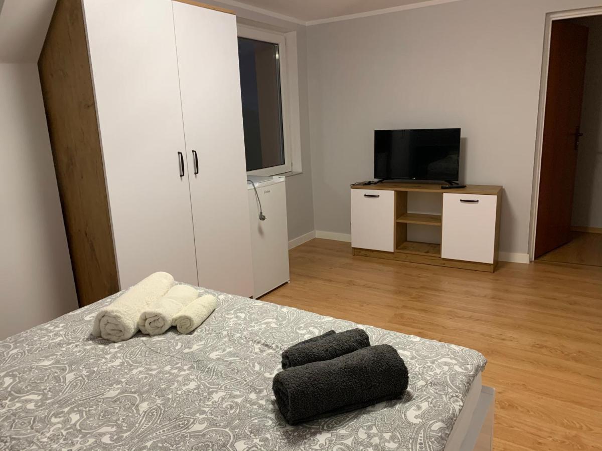 Pokoje Nad Jeziorakiem Siemiany Extérieur photo